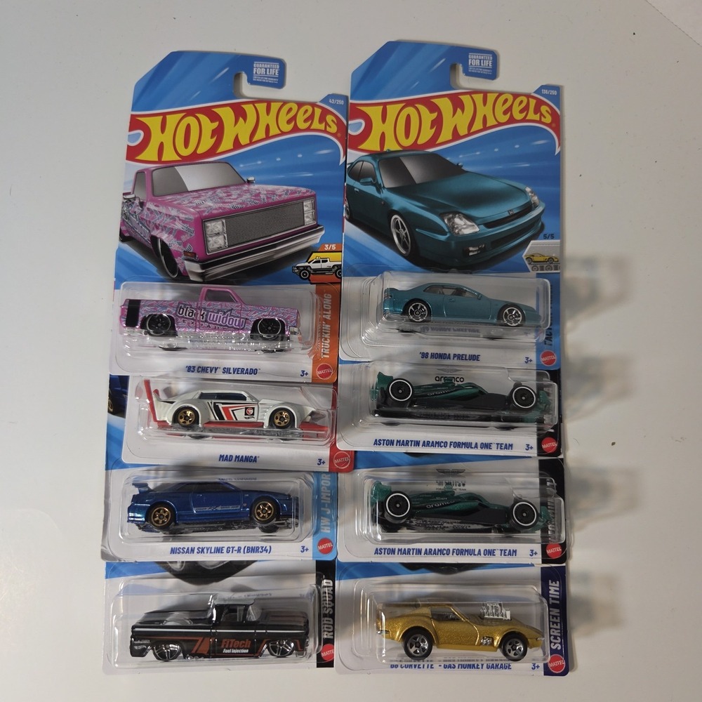 2026‎ Hot Wheels L Case Chevy/ Skyline/ Treasure Hunt 8 Cars